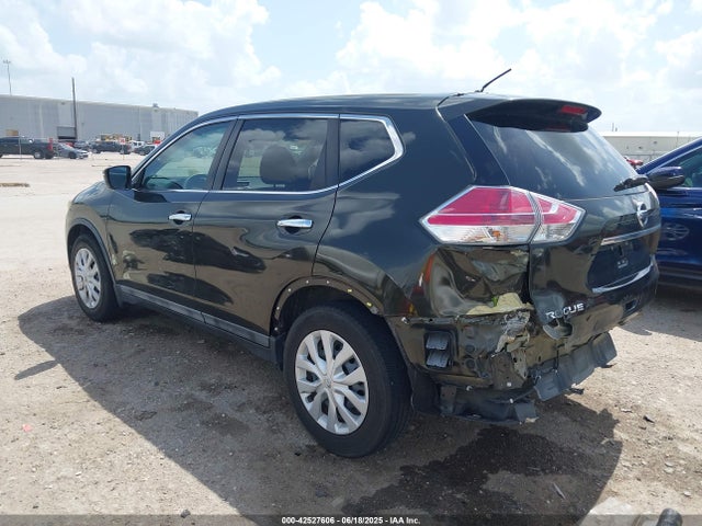 42527606 :رقم المزاد ، 5N1AT2ML6FC793884 vin ، 2015 Nissan Rogue S مزاد بيع