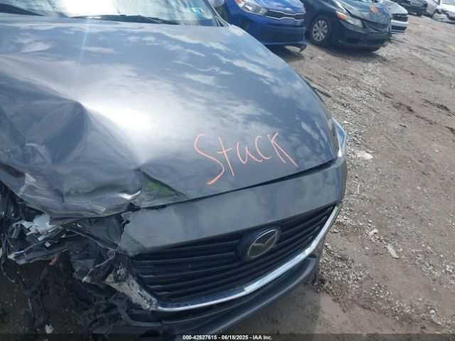 2017 MAZDA MAZDA3 JM1BN1M33H1100300 Photo 9
