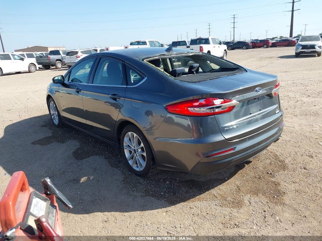 3FA6P0HD2KR238924 Ford 2019