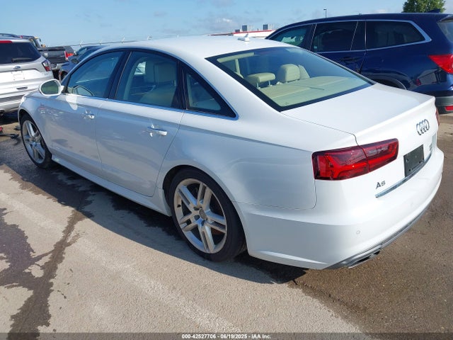 2016 AUDI A6 WAUFGAFC3GN123217 Photo 2