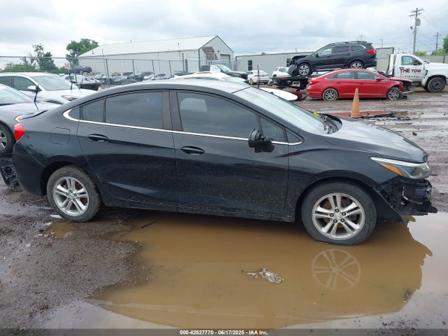 Chevrolet le2 -di: direct injection, vvt: variable valve timing, gen, alum 2017 1G1BE5SM3H7108521 Image 13