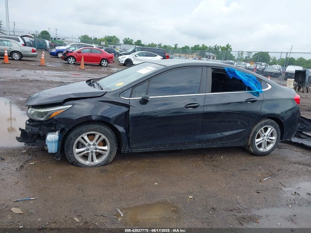 Chevrolet le2 -di: direct injection, vvt: variable valve timing, gen, alum 2017 1G1BE5SM3H7108521 Image 14