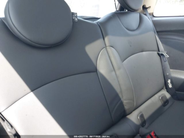 2011 MINI COOPER S WMWSV3C58BTY14351 Photo 7