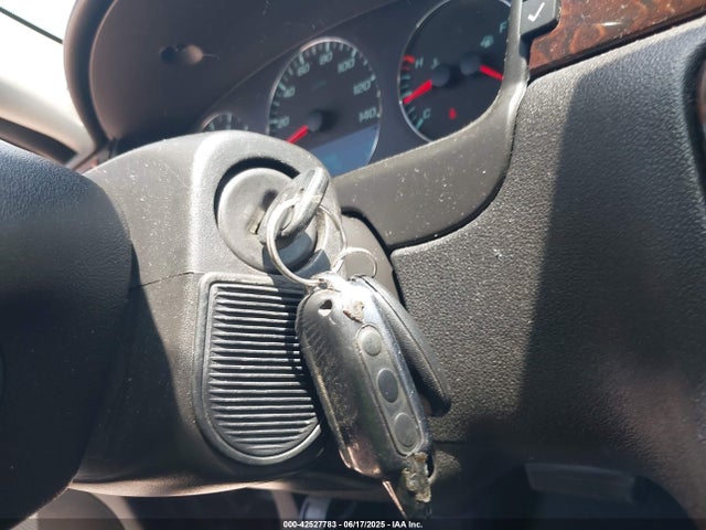 2G1WB5E35E1120644 Chevrolet lfx