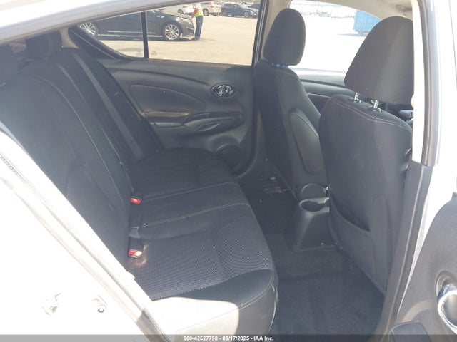 3N1CN7APXJK407372 Nissan 2018