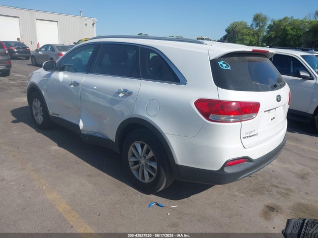 5XYPGDA56HG207199 KIA 2017