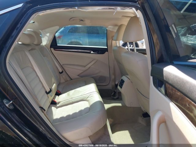 2015 VOLKSWAGEN PASSAT 1VWCV7A31FC071700 Photo 7