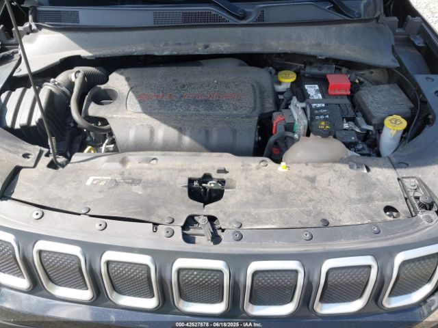 2022 JEEP COMPASS 3C4NJDFBXNT141932 Photo 9