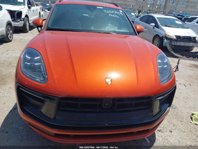 Porsche Macan 2023 WP1AA2A56PLB14311 Image 12
