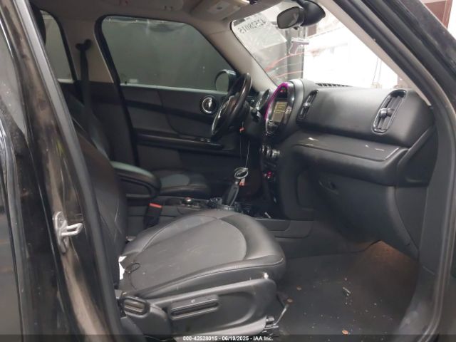 2017 MINI COUNTRYMAN WMZYS7C37H3E06530 Photo 4