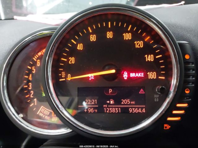 2017 MINI COUNTRYMAN WMZYS7C37H3E06530 Photo 6