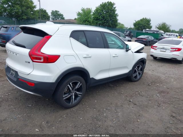 2024 VOLVO XC40 YV4L12UK3R2341795 Photo 3
