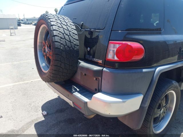 2007 TOYOTA FJ CRUISER JTEZU11F270014900 Photo 3
