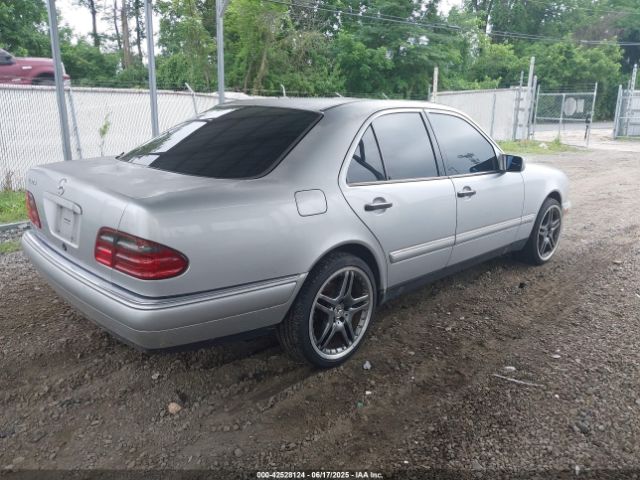 1999 MERCEDES-BENZ E 320 WDBJF65H9XA809911 Photo 3