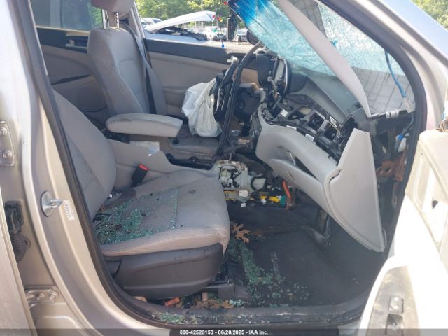 2020 HYUNDAI TUCSON KM8J2CA43LU114214 Photo 4