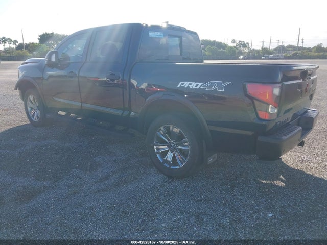 Nissan Titan 2024 1N6AA1ED5RN105102 Image 3