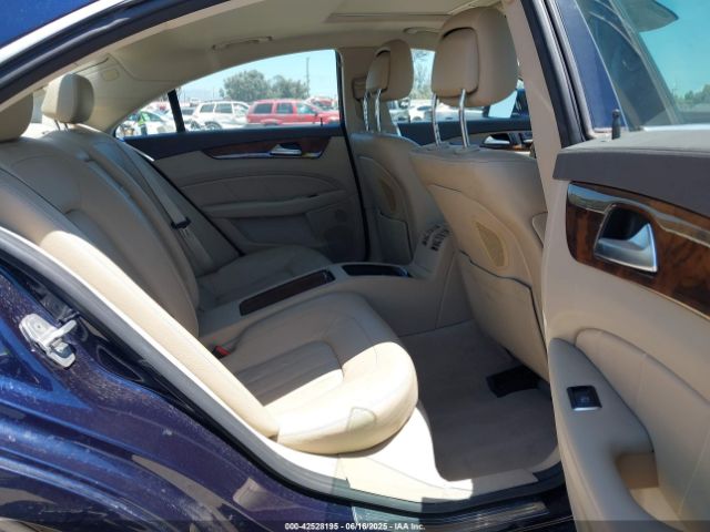 2012 MERCEDES-BENZ CLS 550 WDDLJ7DB2CA037456 Photo 7
