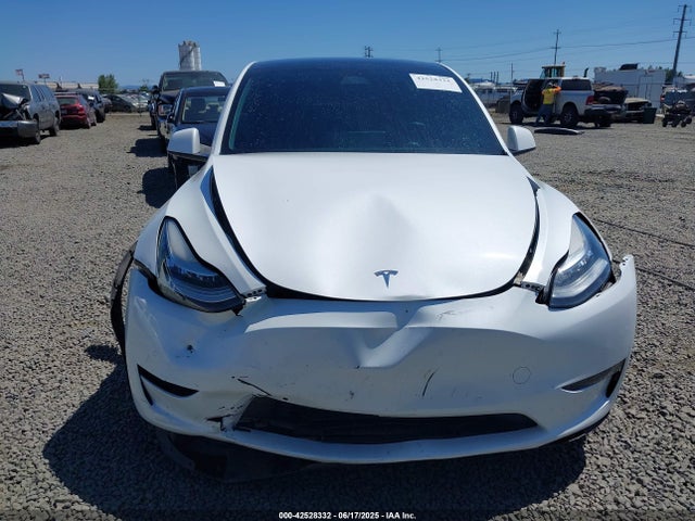 7SAYGDEEXNF401870 Tesla 2022