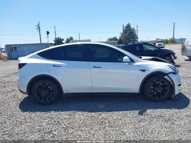 7SAYGDEEXNF401870 Tesla 2022