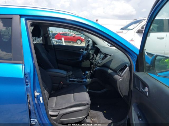 2016 HYUNDAI TUCSON KM8J33A47GU070303 Photo 4
