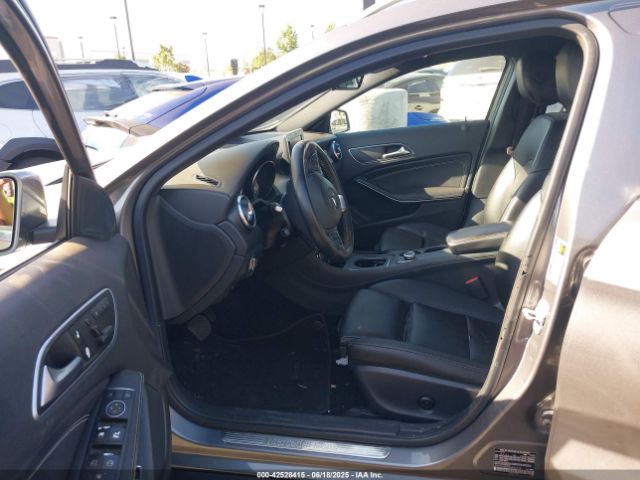 2016 MERCEDES-BENZ GLA 250 WDCTG4EB3GJ223710 Photo 4