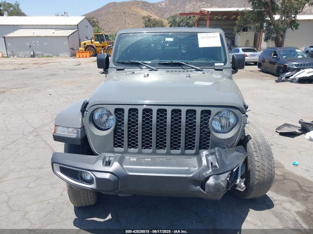 1C6JJTAG9ML506033 Jeep 2021