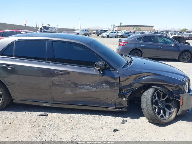 Chrysler 300 2022 2C3CCABG7NH154250 Image 6