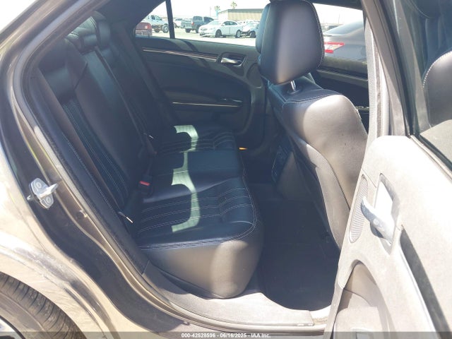 Chrysler 300 2022 2C3CCABG7NH154250 Image 8