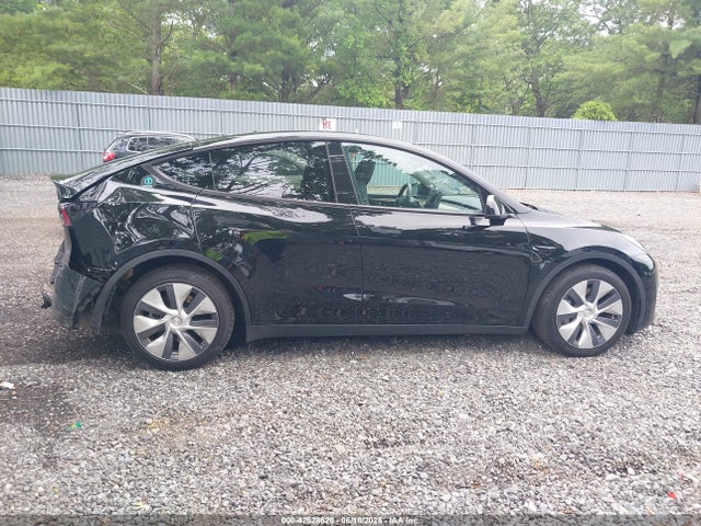 42528620 :رقم المزاد ، 7SAYGAEE6PF915183 vin ، 2023 Tesla Model Y Awd/long Range Dual Motor All-wheel Drive مزاد بيع