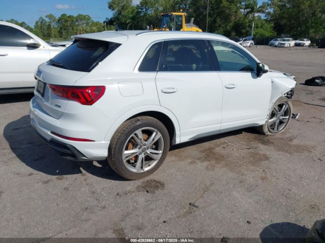 2019 AUDI Q3 WA1DECF32K1084030 Photo 3
