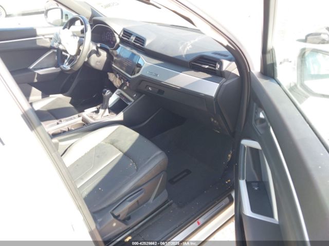 2019 AUDI Q3 WA1DECF32K1084030 Photo 4