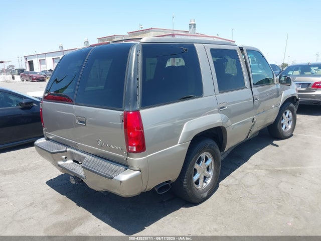 2000 CADILLAC ESCALADE 1GYEK63RXYR217814 Photo 3