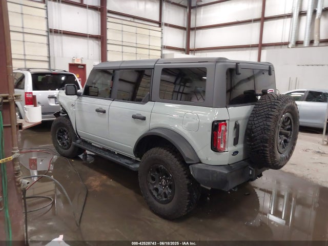 2024 FORD BRONCO 1FMEE2BP2RLA23042 Photo 2