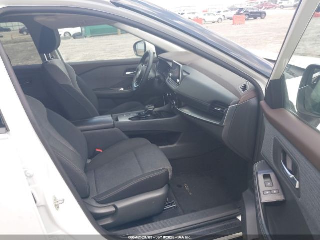 2021 NISSAN ROGUE 5N1AT3BA4MC695263 Photo 4