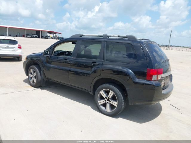 2011 MITSUBISHI ENDEAVOR 4A4JM3AS6BE006555 Photo 2