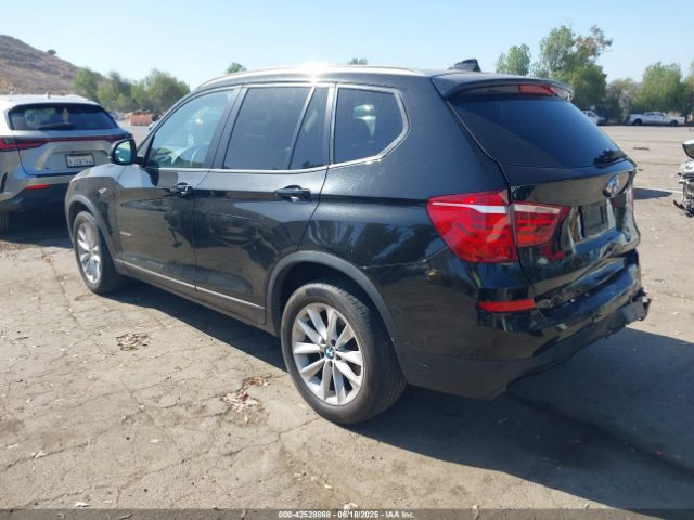 2015 BMW X3 5UXWX9C55F0D60117 Photo 2