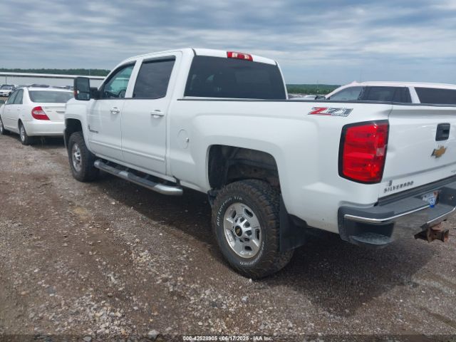 2017 CHEVROLET SILVERADO 2500HD 1GC1KVEG4HF103805 Photo 2