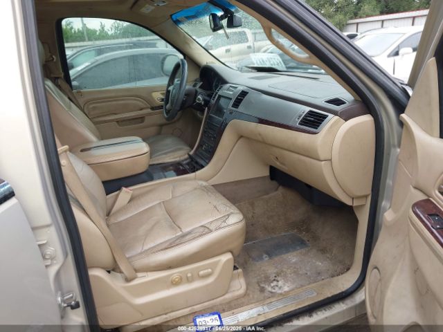 2011 CADILLAC ESCALADE 1GYS4CEFXBR346139 Photo 4