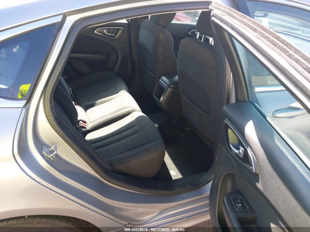 Chrysler 2015 2015 1C3CCCAB9FN756769 Image 8