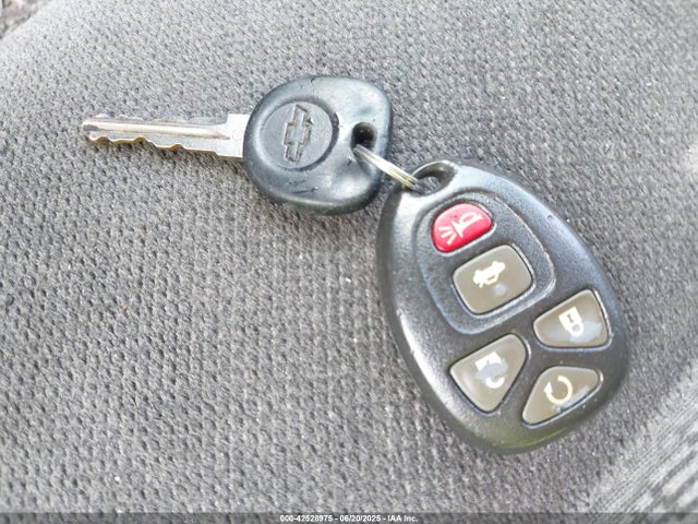 2G1WB5E36F1169868 Chevrolet lfx
