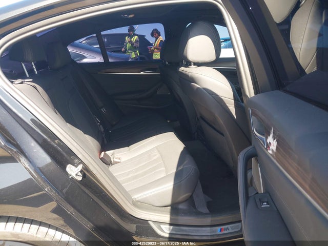 WBA13AG02PCL57323 BMW 530e