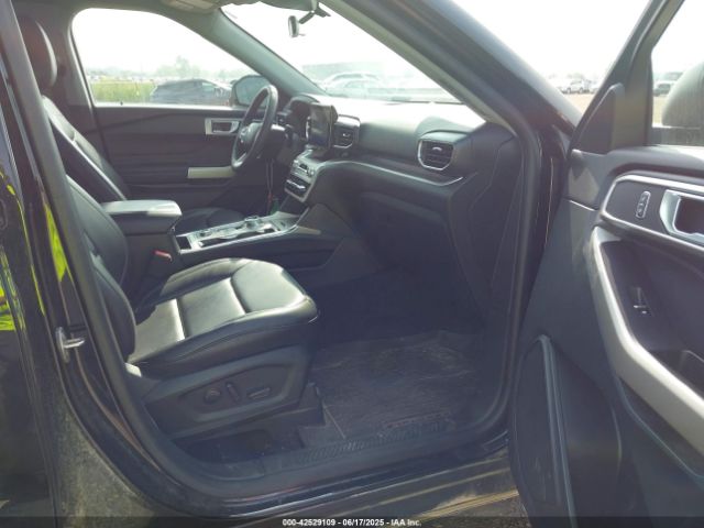 2023 FORD EXPLORER 1FMSK8DH4PGB89427 Photo 4