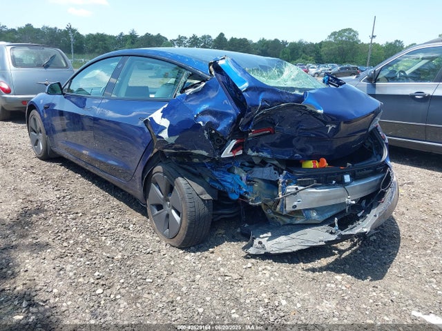 2021 TESLA MODEL 3 5YJ3E1EB2MF925319 Photo 2