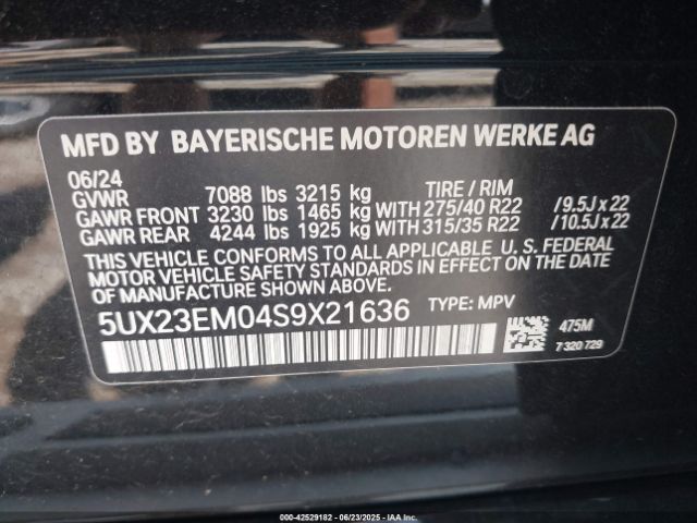2025 BMW X7 5UX23EM04S9X21636 Photo 8