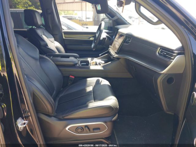 2023 JEEP WAGONEER 1C4SJVDP1PS505523 Photo 4