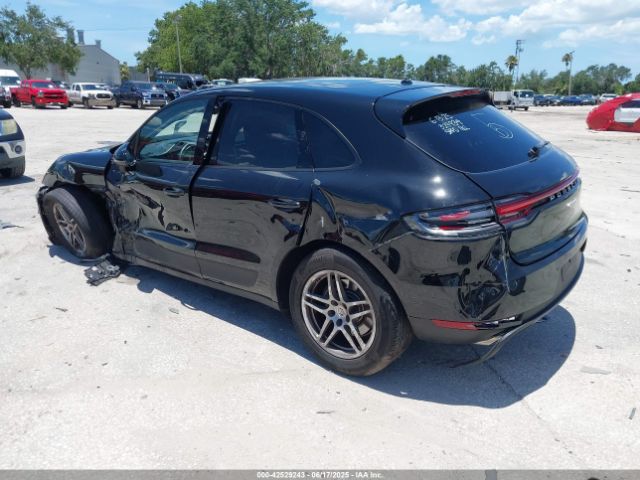 2021 PORSCHE MACAN WP1AA2A52MLB03298 Photo 2