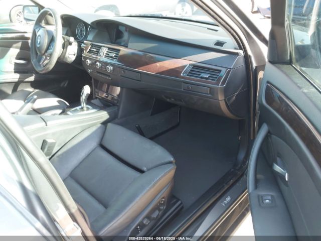2010 BMW 528I WBANU5C59AC128362 Photo 4