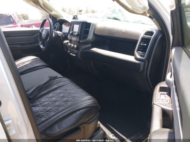 3C6UR5DL6KG519360 RAM 2019