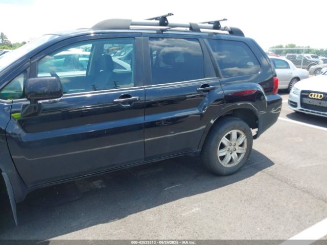 2011 MITSUBISHI ENDEAVOR 4A4JN2AS1BE035789 Photo 2