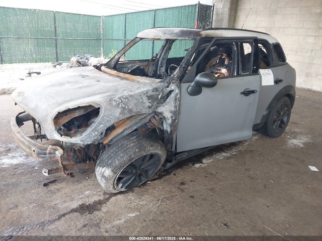 2014 MINI COUNTRYMAN WMWZC5C58EWP38553 Photo 1